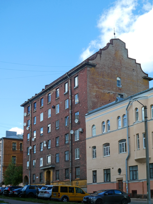 Жилой дом акционерного общества «Калеваринне» (Выборг))